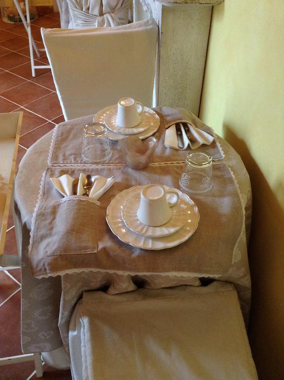 Affittacamere Le Figarole Ameglia Habitación foto